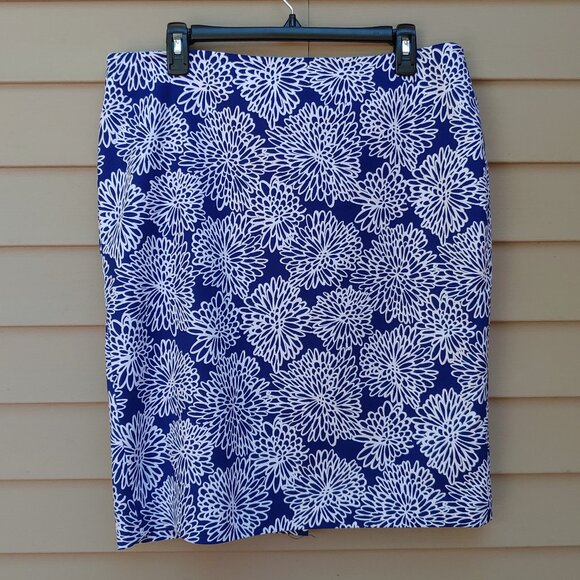 Liz Claiborne Straight Skirt Abstract Floral Print Blue White Cotton Blend - Picture 3 of 10